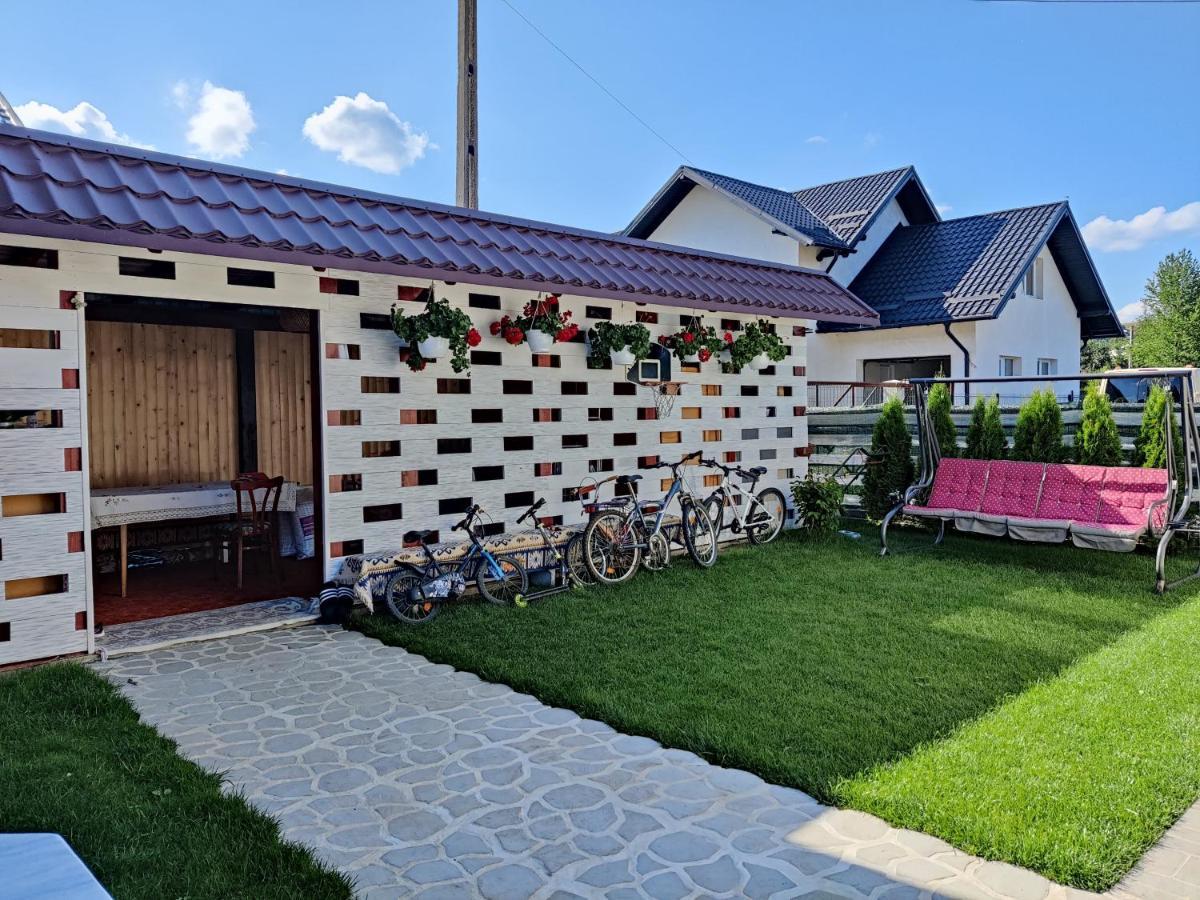 Vizuina Lupului Hotel Gura Humorului Luaran gambar
